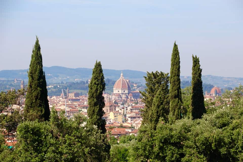 Come along with me to hotel Firenze il Salviatino for an amazing luxury villa experience overlooking Florence, Italy. Firenze hotel.