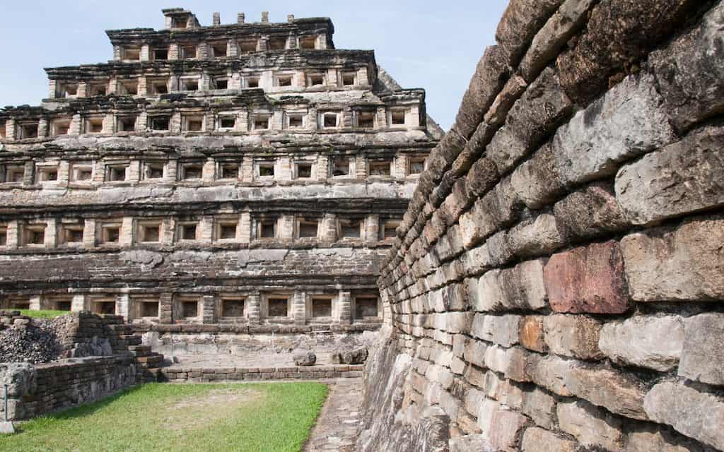  Famous Landmarks In Mexico You Must Visit 