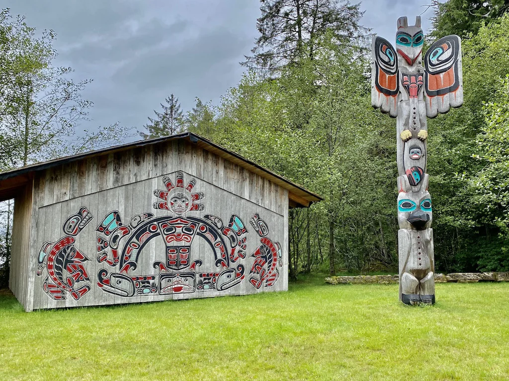 Clan House beside a Totem Pole