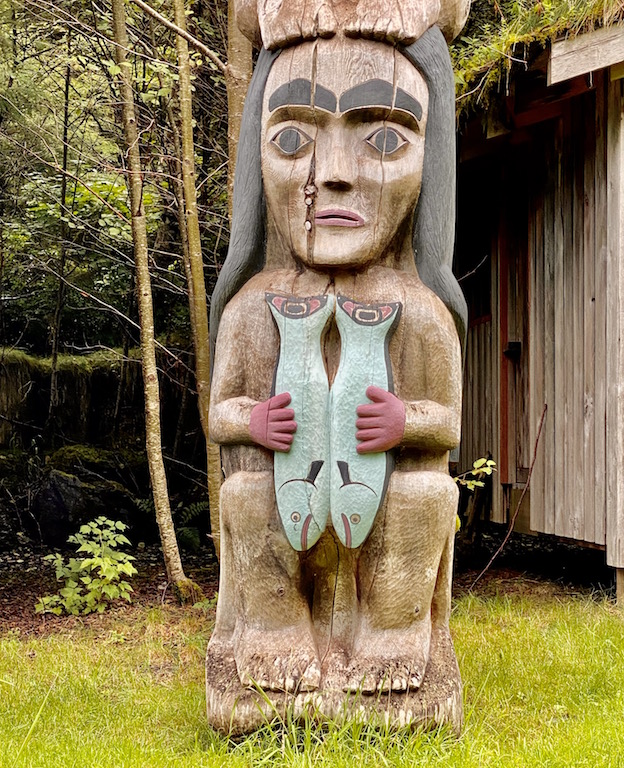 Fog Woman totem Pole with fish