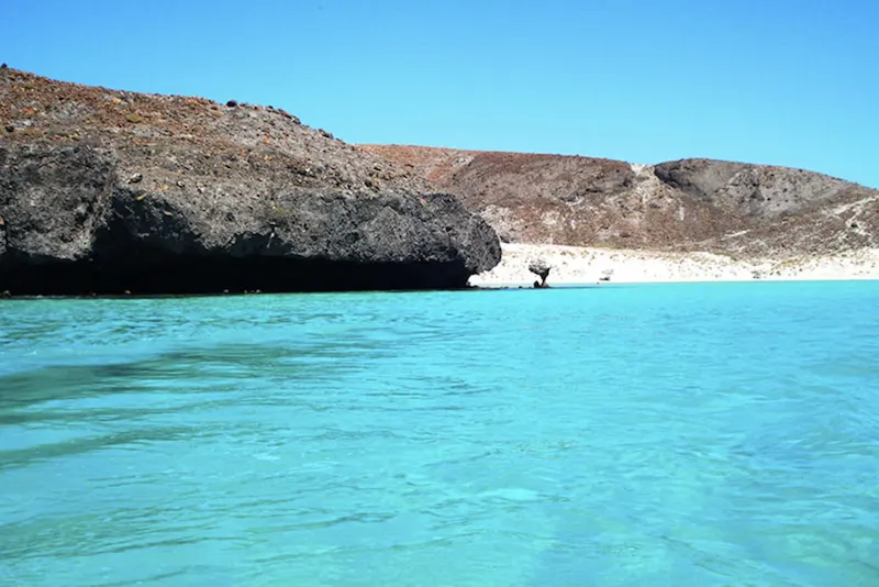 Playa El Caimancito Beach, beaches in la paz mexico