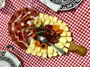 prosciutto with cheese, best food in croatia, Things to do in Croatia, best bars in Dubrovnik