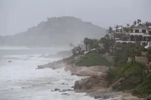 hurricane season in Cabo San Lucas 